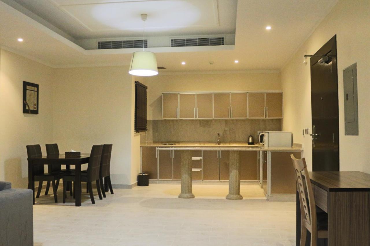 Valencia Hotel Suites Al Khobar Eksteriør billede