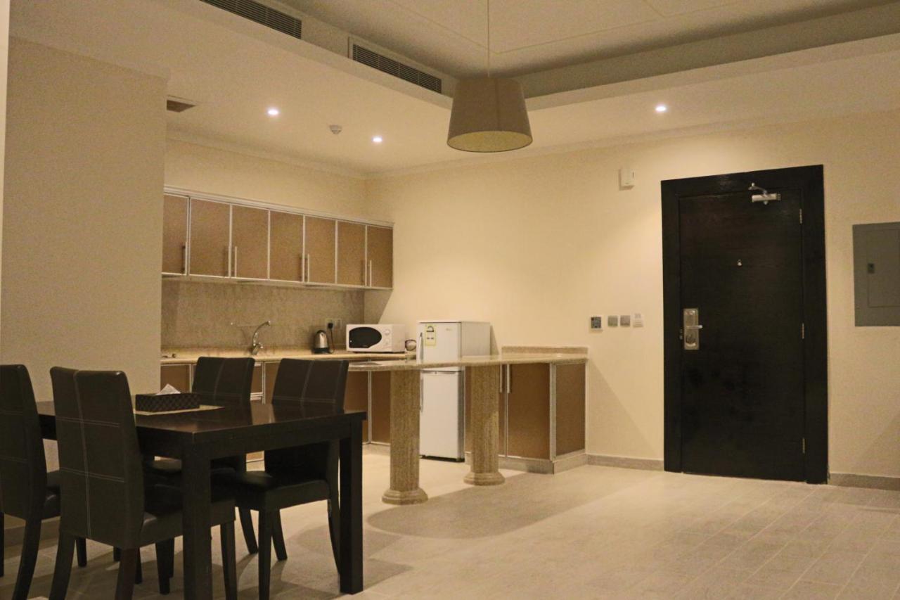 Valencia Hotel Suites Al Khobar Eksteriør billede