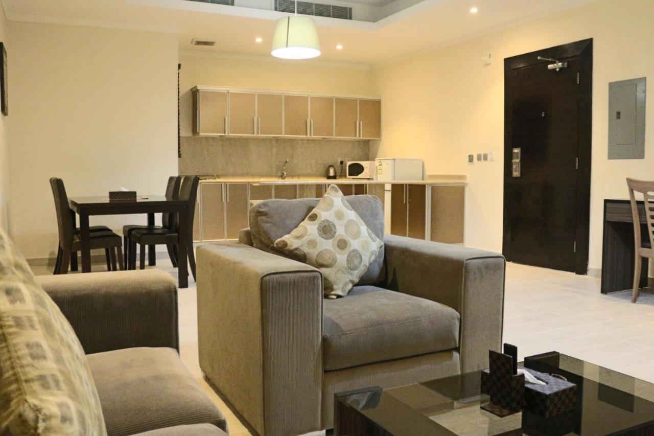 Valencia Hotel Suites Al Khobar Eksteriør billede